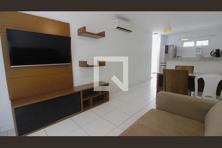 Apartamento para alugar com 1 quarto, 74m² em Algodoal, Cabo Frio