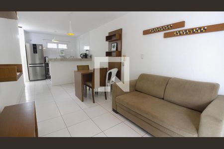 Apartamento para alugar com 1 quarto, 74m² em Algodoal, Cabo Frio