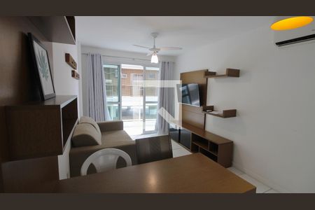 Apartamento para alugar com 1 quarto, 74m² em Algodoal, Cabo Frio