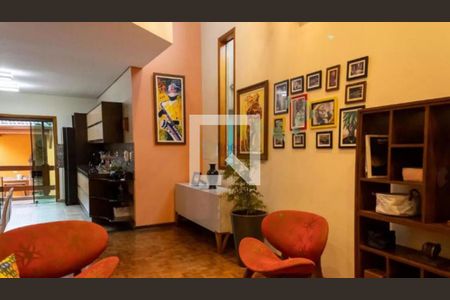 Casa à venda com 3 quartos, 236m² em Jardim Vila Formosa, São Paulo