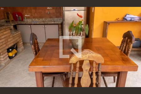 Casa à venda com 3 quartos, 236m² em Jardim Vila Formosa, São Paulo