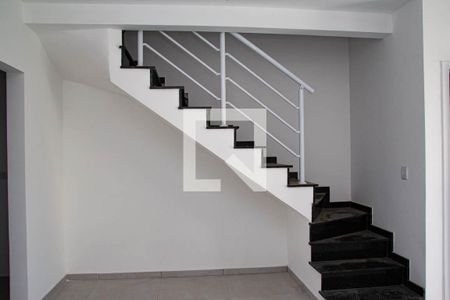 Sala de casa para alugar com 3 quartos, 74m² em Vila Uniao (zona Leste), São Paulo
