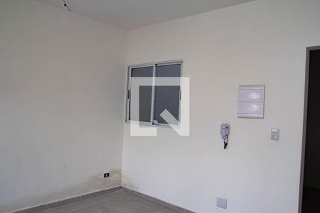 Sala de casa para alugar com 3 quartos, 74m² em Vila Uniao (zona Leste), São Paulo