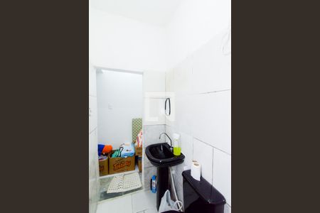 Banheiro de kitnet/studio para alugar com 1 quarto, 22m² em Jardim Uirapuru, Guarulhos