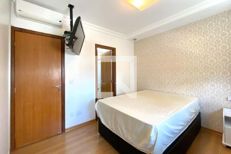 Suite de apartamento para alugar com 3 quartos, 107m² em Santa Efigênia, Belo Horizonte