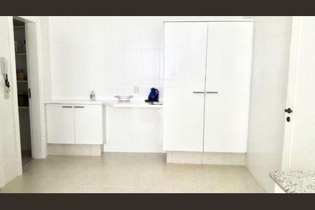 Casa à venda com 2 quartos, 855m² em Loteamento Arboreto dos Jequitibas (Sousas), Campinas