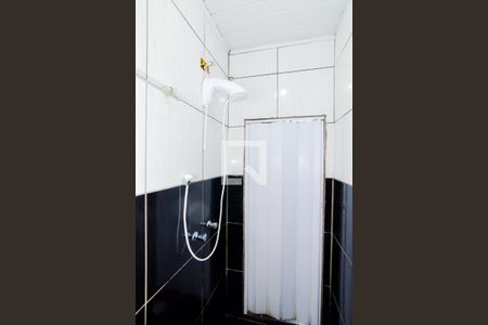 Banheiro de kitnet/studio para alugar com 1 quarto, 28m² em Vila Maricy, Guarulhos