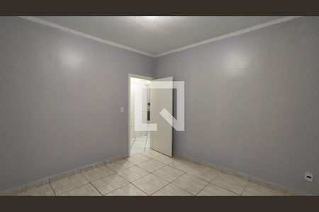 Quarto 1 de casa para alugar com 3 quartos, 120m² em Vila Carmosina, São Paulo