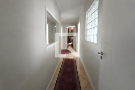 Corredor - Quartos de casa para alugar com 3 quartos, 310m² em Jardim Guarani, Campinas