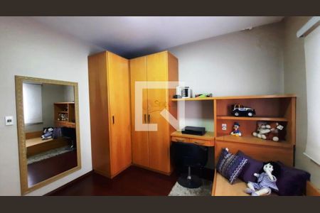 Casa à venda com 3 quartos, 198m² em Quarta Parada, São Paulo