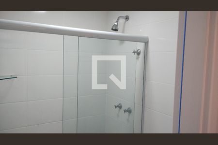 Banheiro  de apartamento para alugar com 2 quartos, 56m² em Jardim California, Jacareí