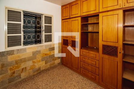 Casa para alugar com 3 quartos, 181m² em Alípio de Melo, Belo Horizonte