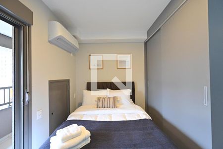 Sala/Quarto de kitnet/studio à venda com 1 quarto, 27m² em Vila Clementino, São Paulo