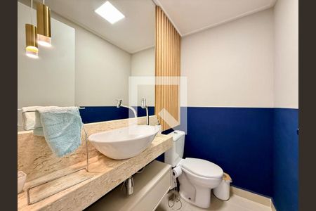 Banheiro de apartamento à venda com 2 quartos, 86m² em Jardim Flor da Montanha, Guarulhos