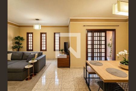 Casa à venda com 3 quartos, 225m² em Roncáglia, Campinas