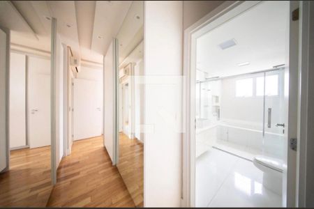 Apartamento para alugar com 4 quartos, 228m² em Vila Gomes Cardim, São Paulo