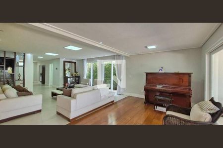 Casa à venda com 5 quartos, 420m² em Adalgisa, São Paulo