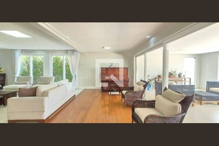 Casa à venda com 5 quartos, 420m² em Adalgisa, São Paulo