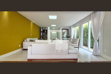 Casa à venda com 5 quartos, 420m² em Adalgisa, São Paulo