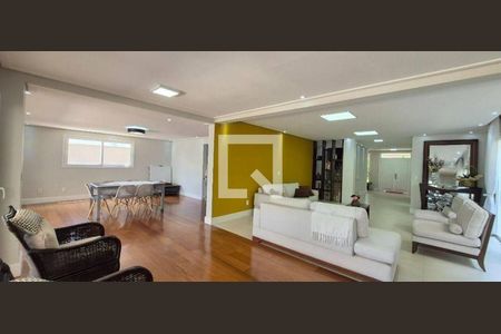 Casa à venda com 5 quartos, 420m² em Adalgisa, São Paulo