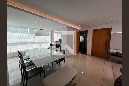 Apartamento à venda com 4 quartos, 120m² em Sagrada Família, Belo Horizonte