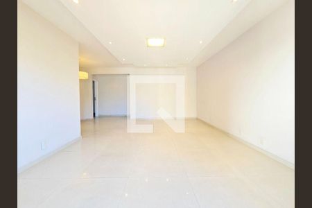 Apartamento à venda com 4 quartos, 145m² em Icaraí, Niterói