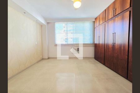Apartamento à venda com 4 quartos, 145m² em Icaraí, Niterói