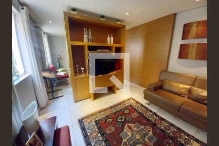 Casa à venda com 5 quartos, 500m² em Mangabeiras, Belo Horizonte