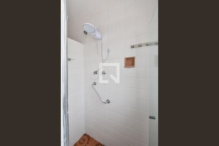 Banheiro de kitnet/studio para alugar com 1 quarto, 35m² em Cambuci, São Paulo