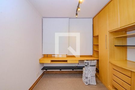 Quarto de apartamento para alugar com 2 quartos, 120m² em Auxiliadora, Porto Alegre