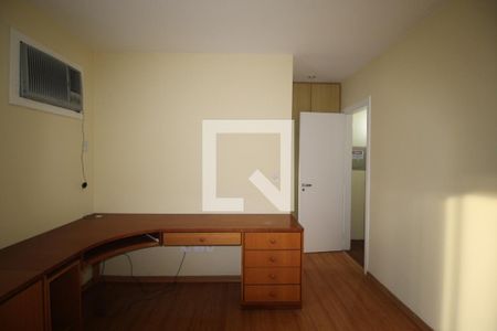 Suíte 1 de casa para alugar com 3 quartos, 140m² em Cristo Redentor, Porto Alegre