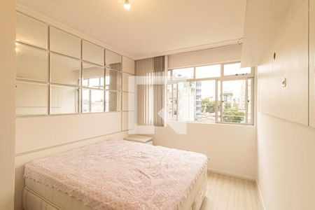 Quarto 1 de apartamento para alugar com 2 quartos, 62m² em Vila Izabel, Curitiba