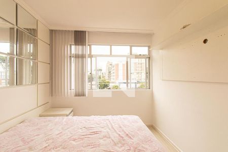 Quarto 1 de apartamento para alugar com 2 quartos, 62m² em Vila Izabel, Curitiba