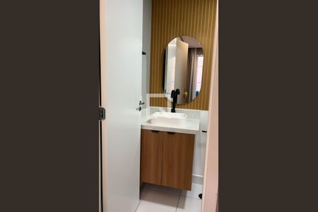 Banheiro de apartamento à venda com 1 quarto, 27m² em Bom Retiro, São Paulo