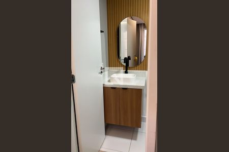 Banheiro de apartamento à venda com 1 quarto, 27m² em Bom Retiro, São Paulo