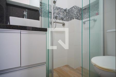 Banheiro da Suíte 1 de apartamento para alugar com 3 quartos, 105m² em Petrópolis, Porto Alegre