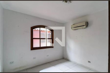 Casa à venda com 3 quartos, 134m² em Ferreira, São Paulo
