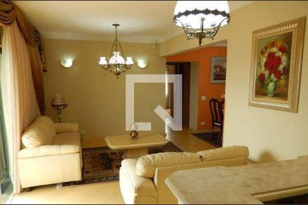 Apartamento à venda com 3 quartos, 129m² em Vila Santo Estefano, São Paulo