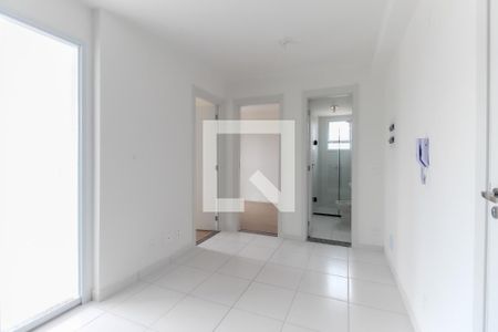 Sala - Cozinha de kitnet/studio para alugar com 2 quartos, 35m² em Itaquera, São Paulo