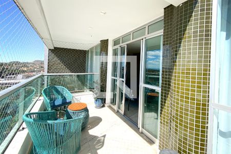 Varanda da Sala de apartamento à venda com 4 quartos, 134m² em Belvedere, Belo Horizonte