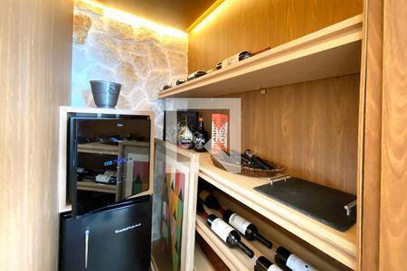 Adega de apartamento à venda com 4 quartos, 134m² em Belvedere, Belo Horizonte
