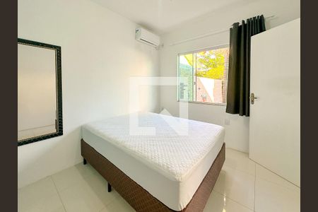Quarto  de apartamento para alugar com 1 quarto, 33m² em São João do Rio Vermelho, Florianópolis