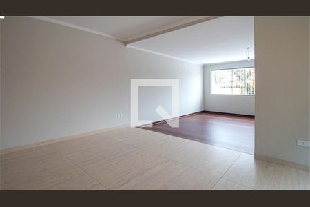 Casa à venda com 4 quartos, 240m² em Jardim Peri Peri, São Paulo