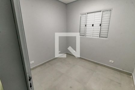 Quarto  de casa para alugar com 1 quarto, 65m² em Parque Pinheiros, Taboão da Serra
