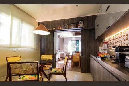 Apartamento à venda com 4 quartos, 199m² em Campo Belo, São Paulo