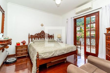 Casa à venda com 4 quartos, 350m² em Jacarepaguá, Rio de Janeiro