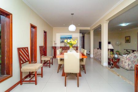Casa à venda com 4 quartos, 350m² em Jacarepaguá, Rio de Janeiro
