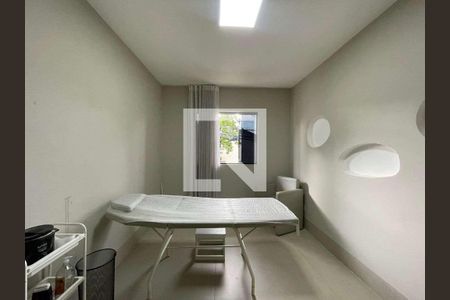 Casa à venda com 3 quartos, 270m² em Ouro Preto, Belo Horizonte