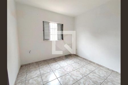 Casa à venda com 3 quartos, 119m² em Jardim Teresa, São Paulo