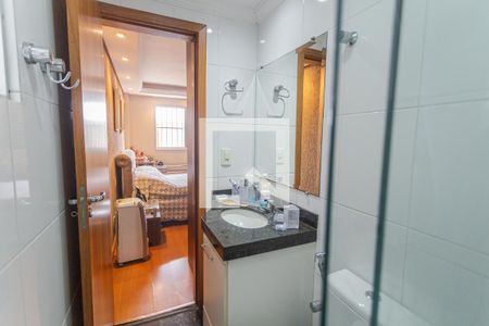 Banheiro da Suíte de apartamento para alugar com 3 quartos, 170m² em Sagrada Família, Belo Horizonte